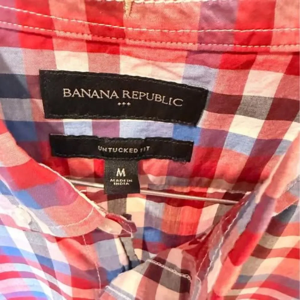 Banana Republic Untucked Fit Plaid Shirt - Size M